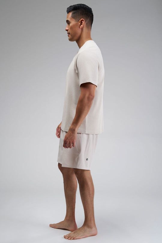 Performance shorts with side and hidden zip pockets, built for movement and all-day wear.