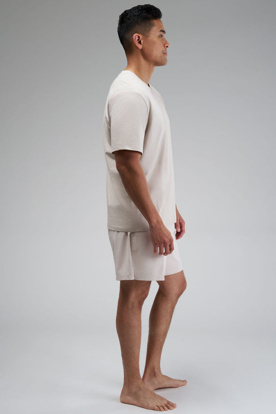 Running shorts with built-in lining pockets, side pockets, and a zippered back pocket for secure essentials.