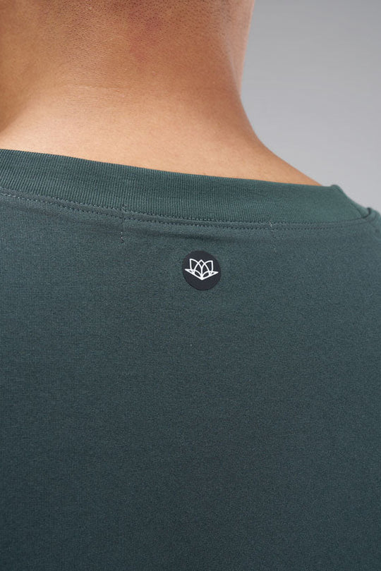 Classic men's tee designed for effortless movement, comfort, and all-day wear.