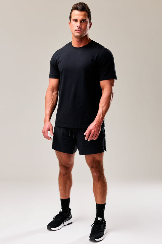 Running shorts with built-in lining pockets, side pockets, and a zippered back pocket for secure essentials.