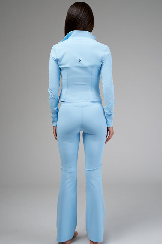 Cropped stretch jacket designed for effortless all-day wear.